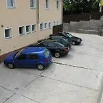 Taxis