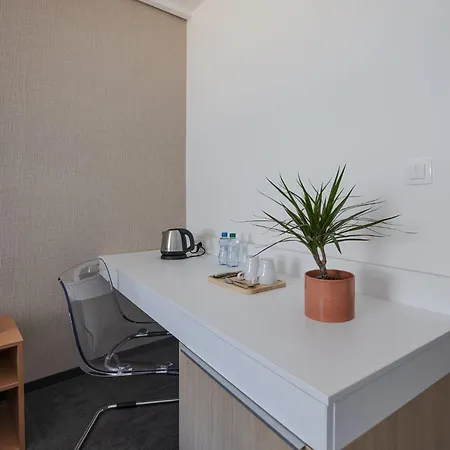 Taxis Отель Братислава