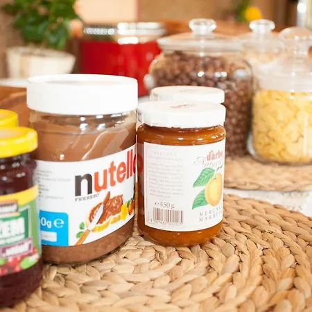 Отель Taxis Братислава